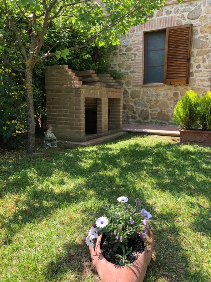 Casa Valerie Villa Castelmuzio Exterior photo